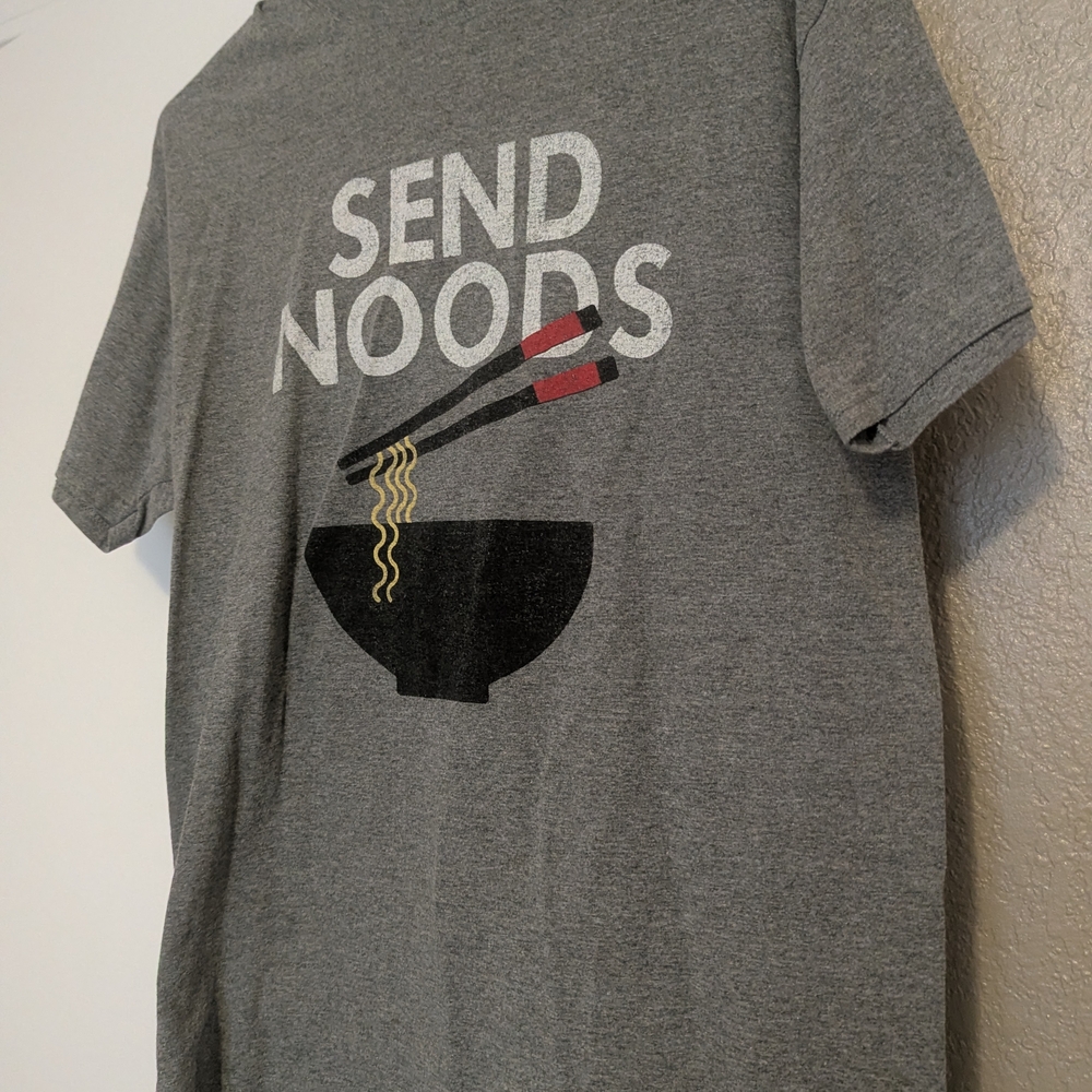 Men's Gray Graphic T-Shirt